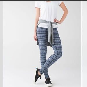 Lululemon Wunder Under Pant III
Space Dye Twist Sapphire Blue Multi